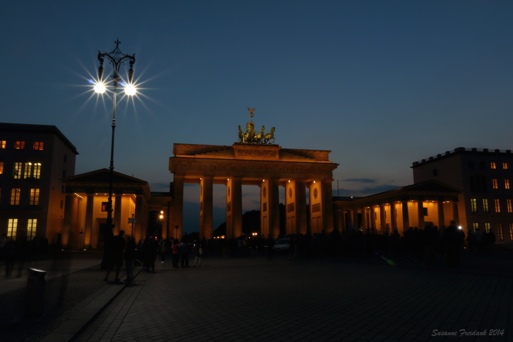 Brandenburger Tor zur blauen Stunde