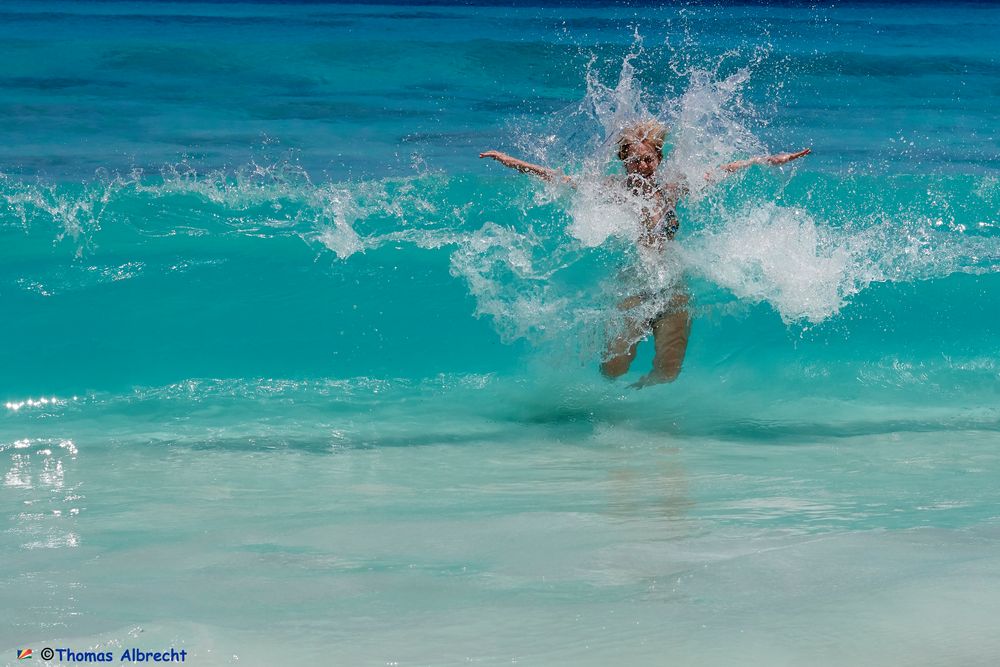 Brandung auf La Digue