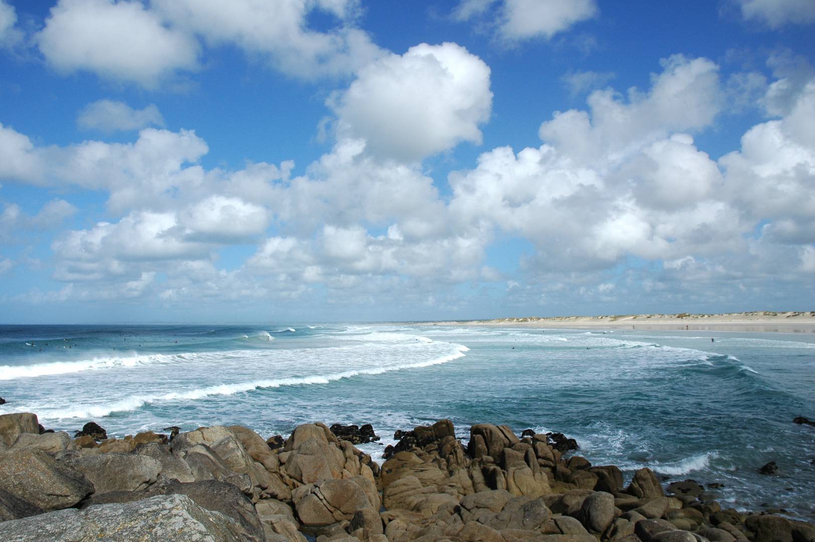 Brandung in der Bucht von La Torche