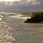 Brandung vor Tanah Lot