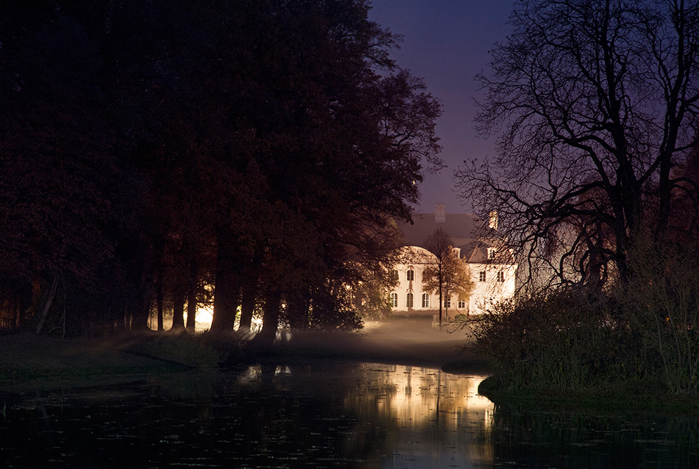 Branitzer Park bei Nacht