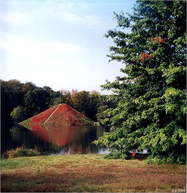 Branitzer Park Cottbus - die Wasserpyramide