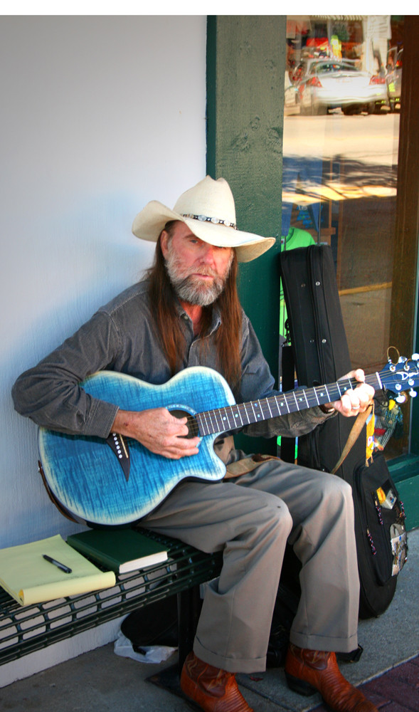 Branson Singing Cowboy