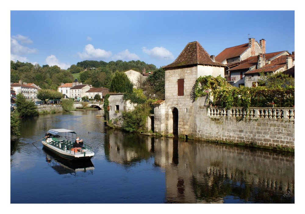 BRANTOME ... au fil de l'eau