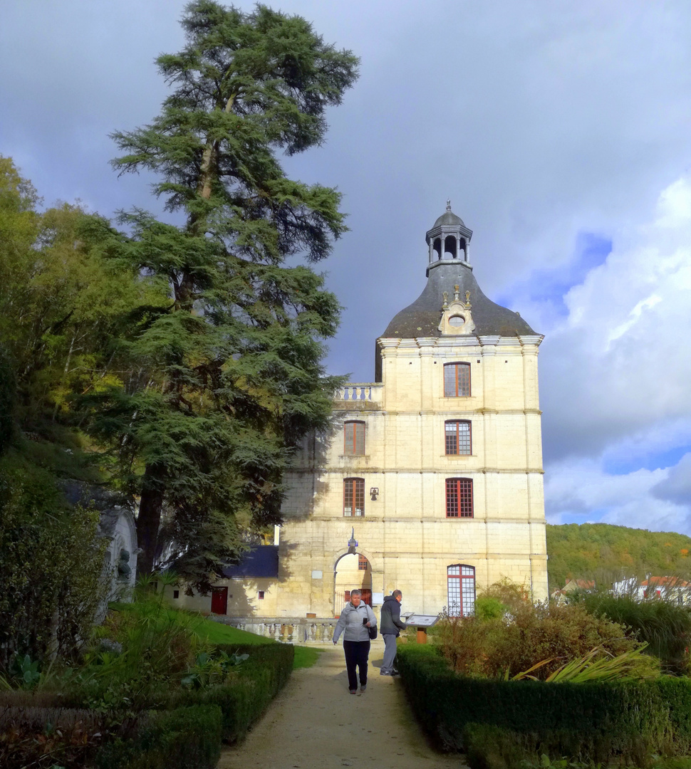 Brantôme .....