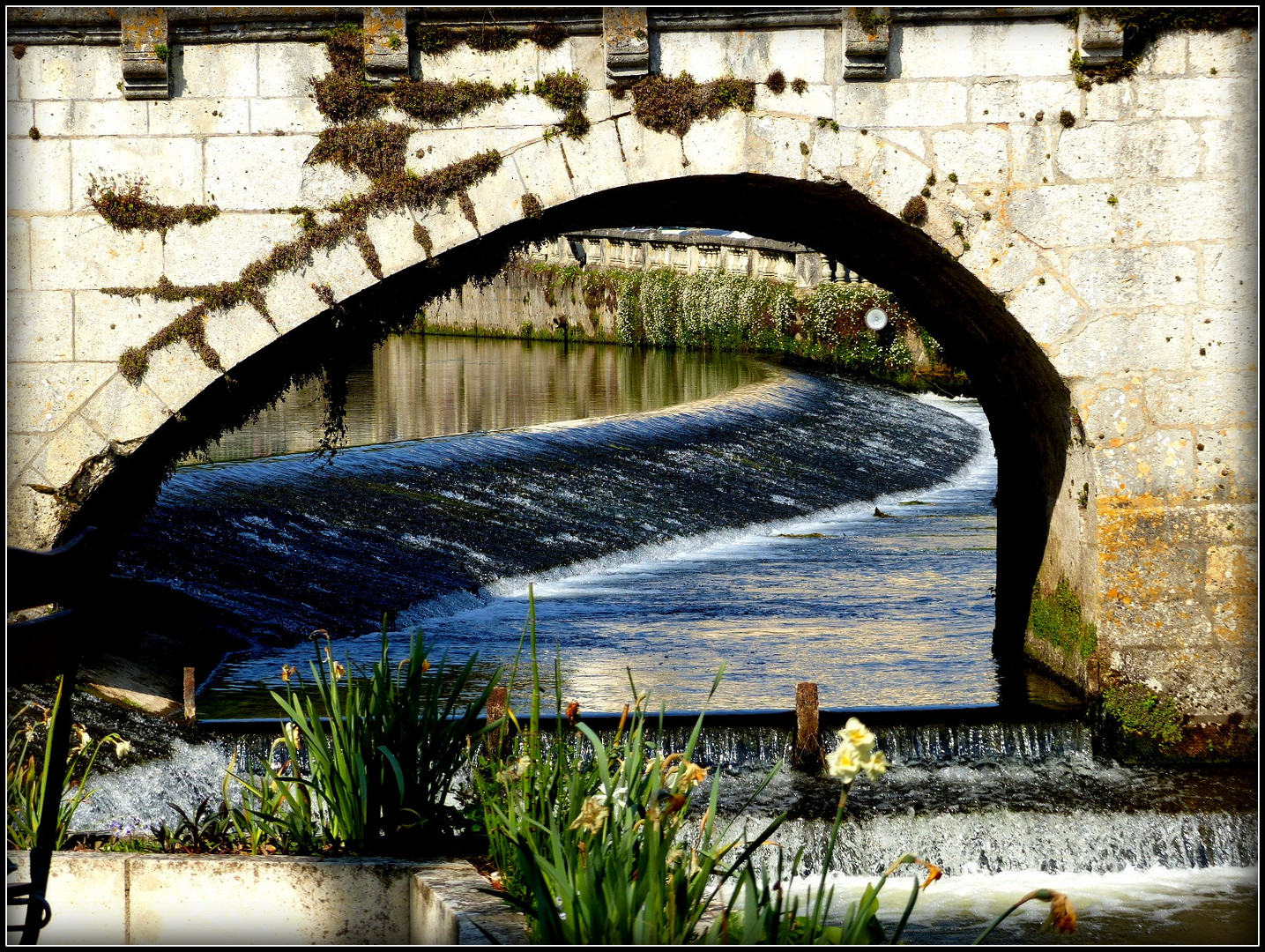 BRANTOME - Exo n° 12 " Sous les ponts " 