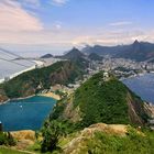 Brasilien, der Zuckerhut mit Blick zur Cristo Redentor, der Christusstatue