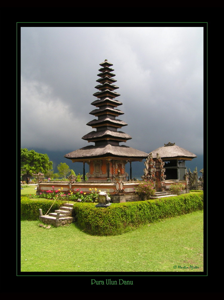 Bratansee mit Tempel in Bali II