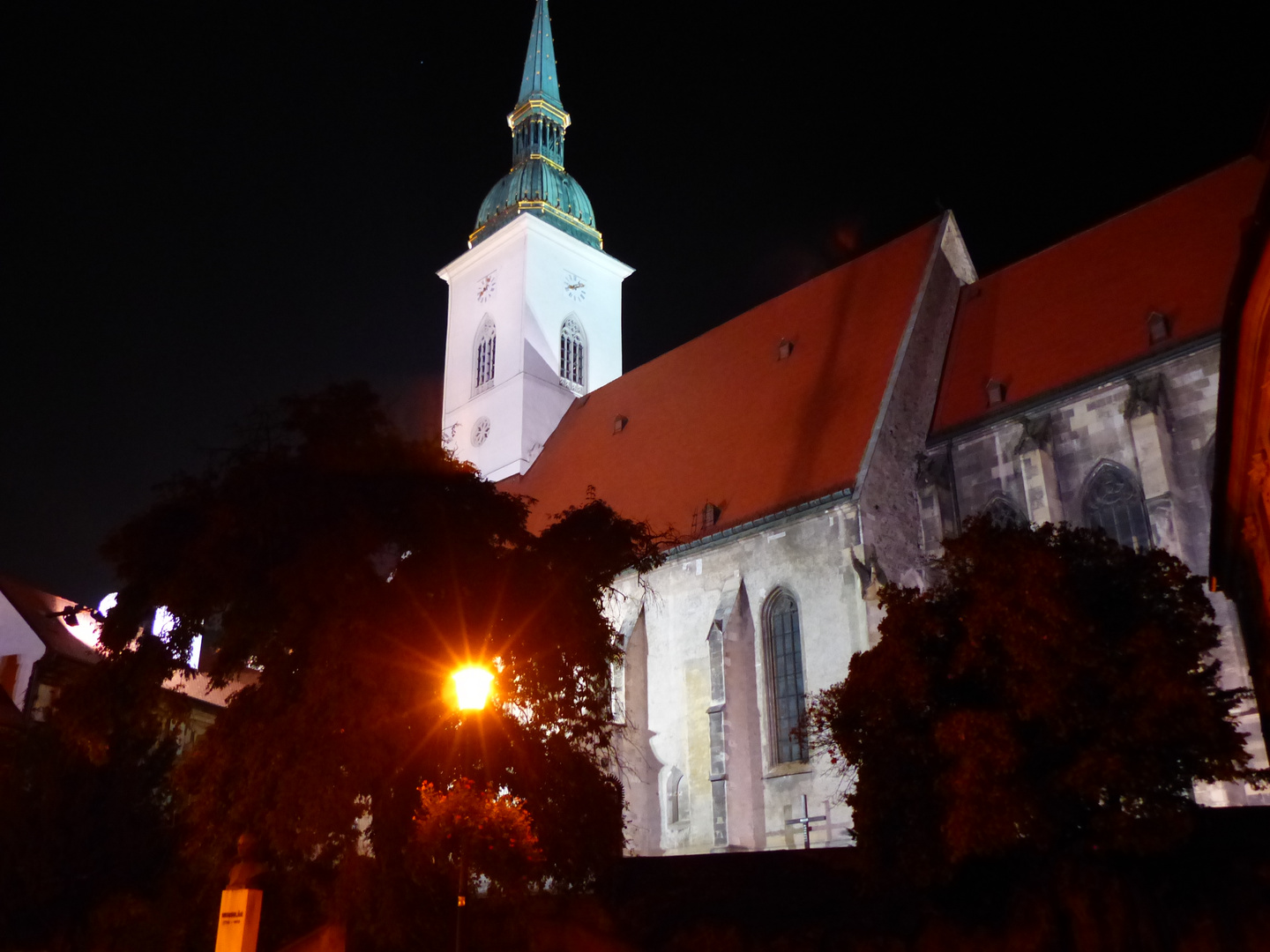 Bratislava Dom