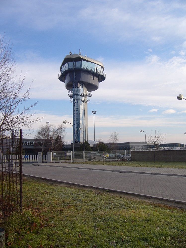 Bratislava Flughafen / Letisko