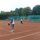 Bratpfannen-Tennis-Cup