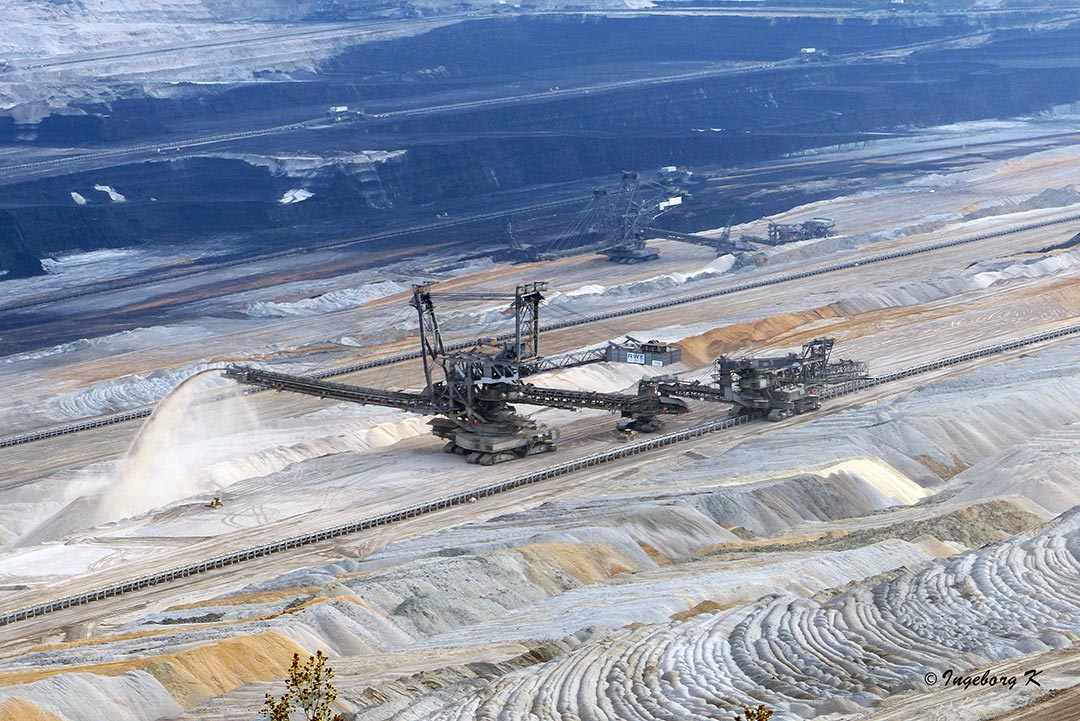 Braukohlentagebau Hambach - Bagger bei der Arbeit