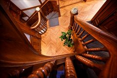 Braun &  Co, ein letzter Blick auf die wunderschöne Treppe