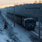 Braunkohletransport am Winterabend