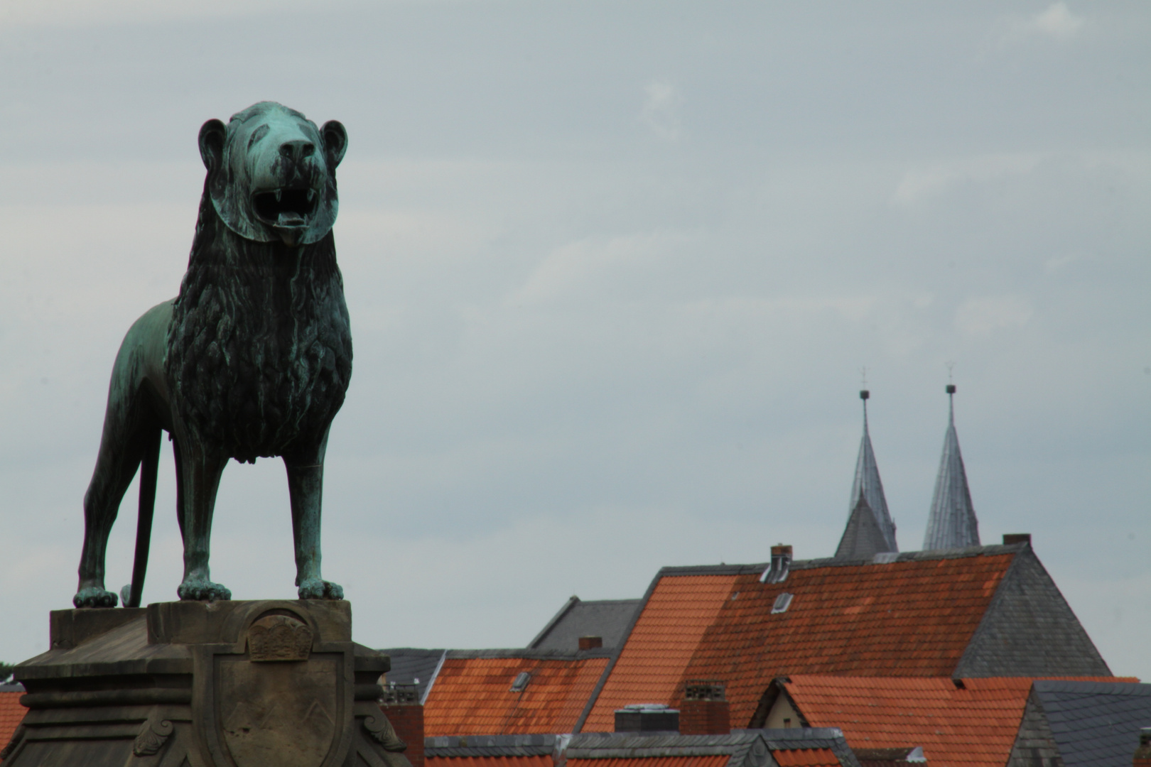 Braunschweiger Löwe und Marktkirche in Goslar (2)