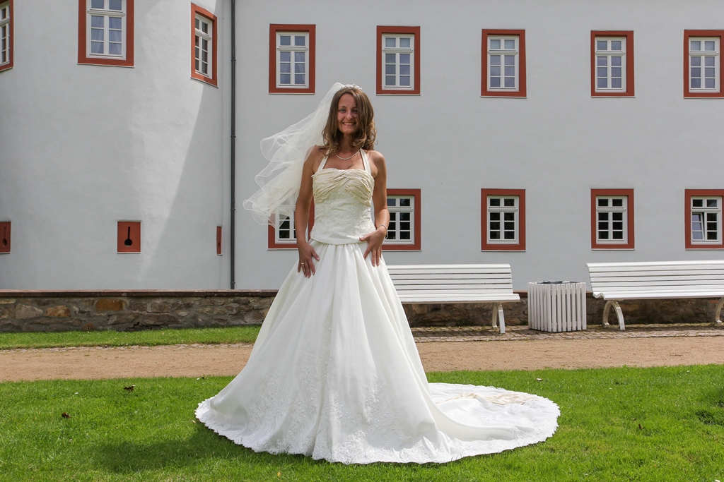 Braut am Schloss