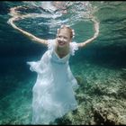 Braut unter Wasser