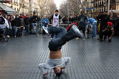 BREAK-DANCE-2