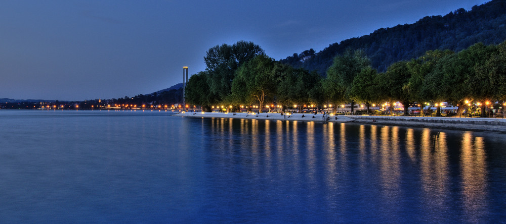 Bregenz bei Nacht