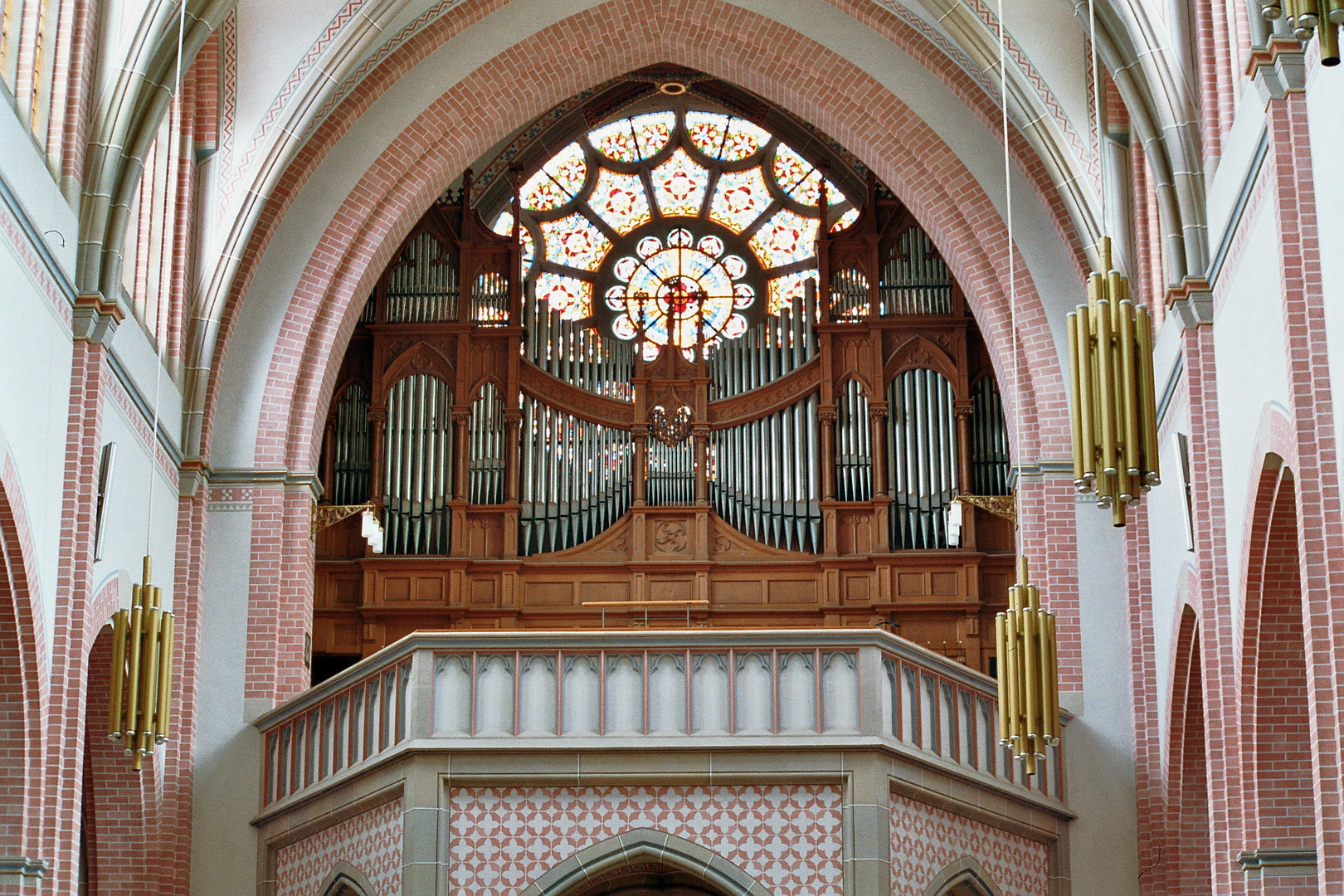 Bregenz, Herz-Jesu-Kirche, Orgel