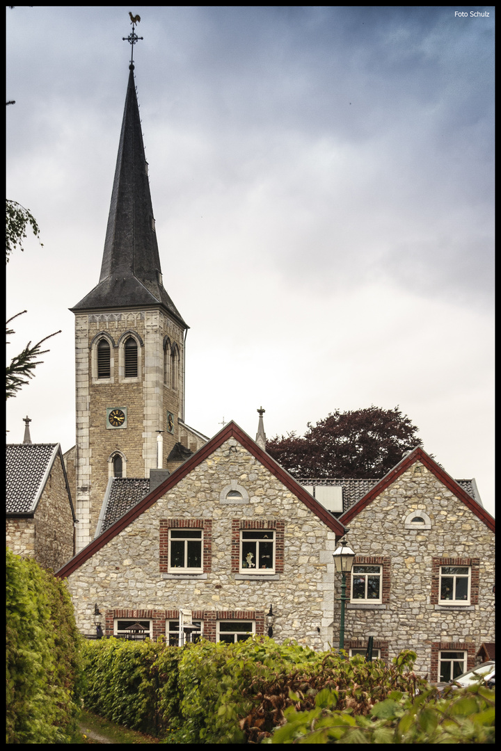 Breinig bei Aachen, Kirche, 2013