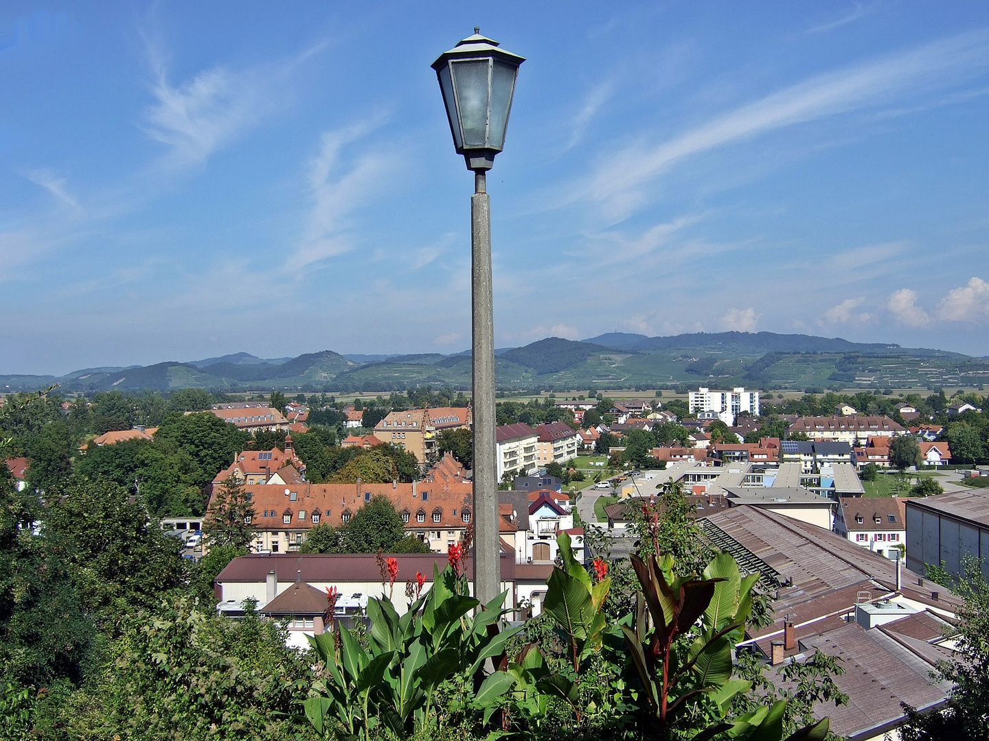 Breisach am Rhein oberhalb der Privatsektkellerei Geldermann