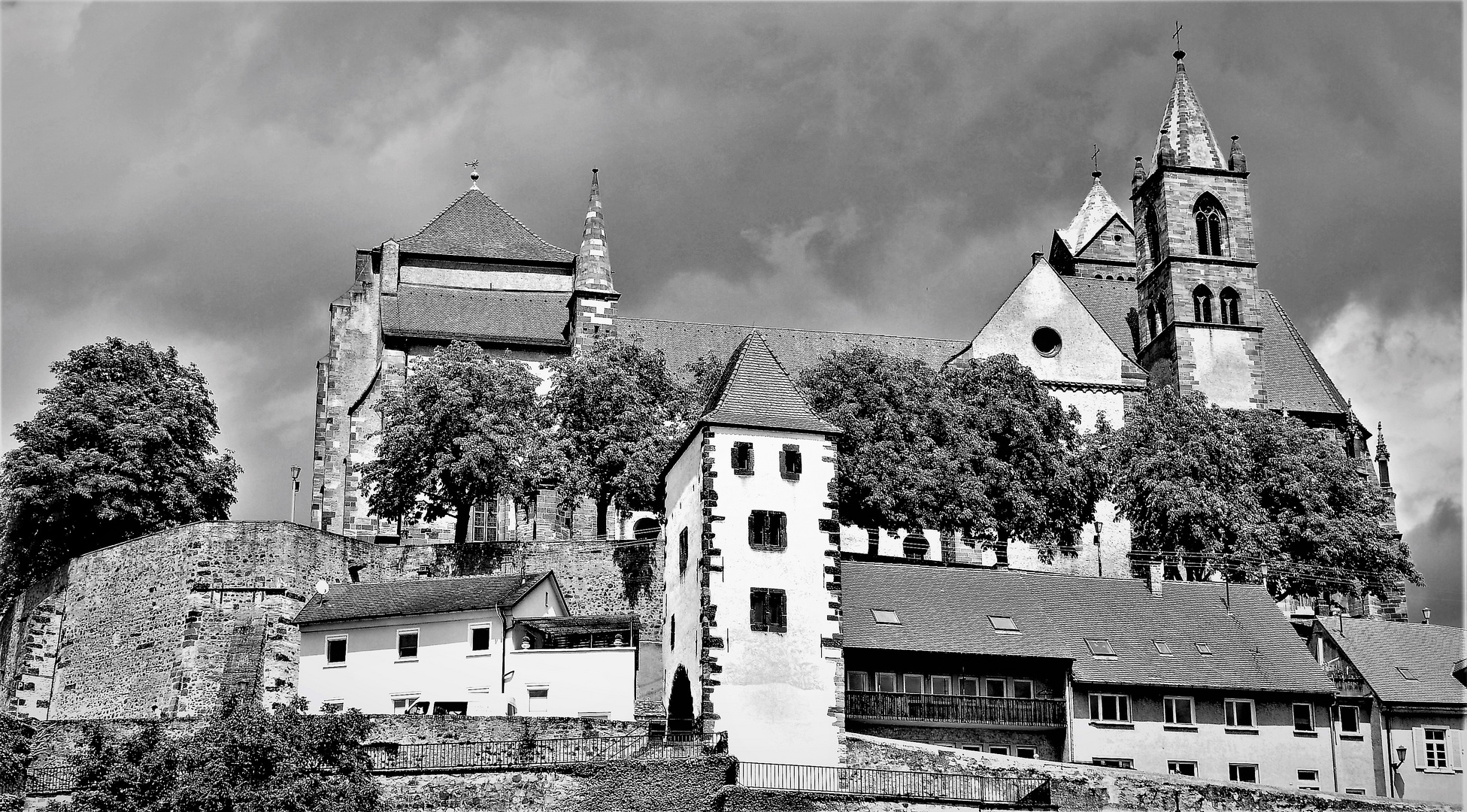 Breisach - Münsterberg mit Münster und Hagenbachturm