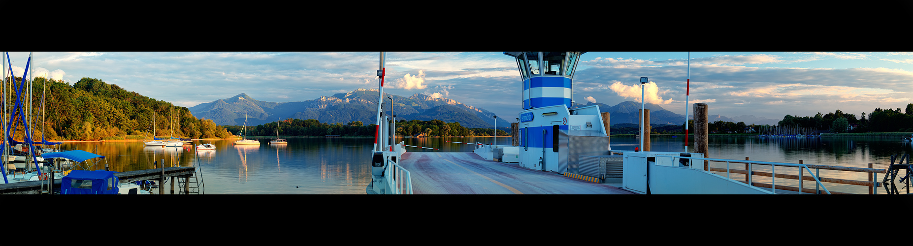 Breitbrunn am Chiemsee Autofähre (Schmal)