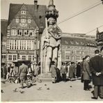 Bremen 1965 vor dem Roland