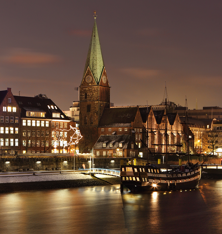 Bremen bei Nacht