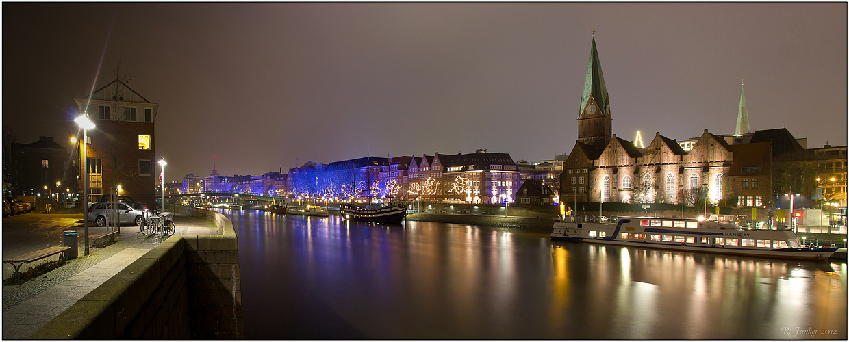 Bremen bei Nacht