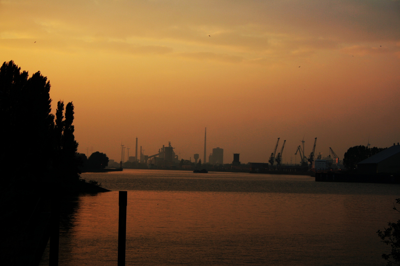 Bremen- Hinter Waterfront -Hafen