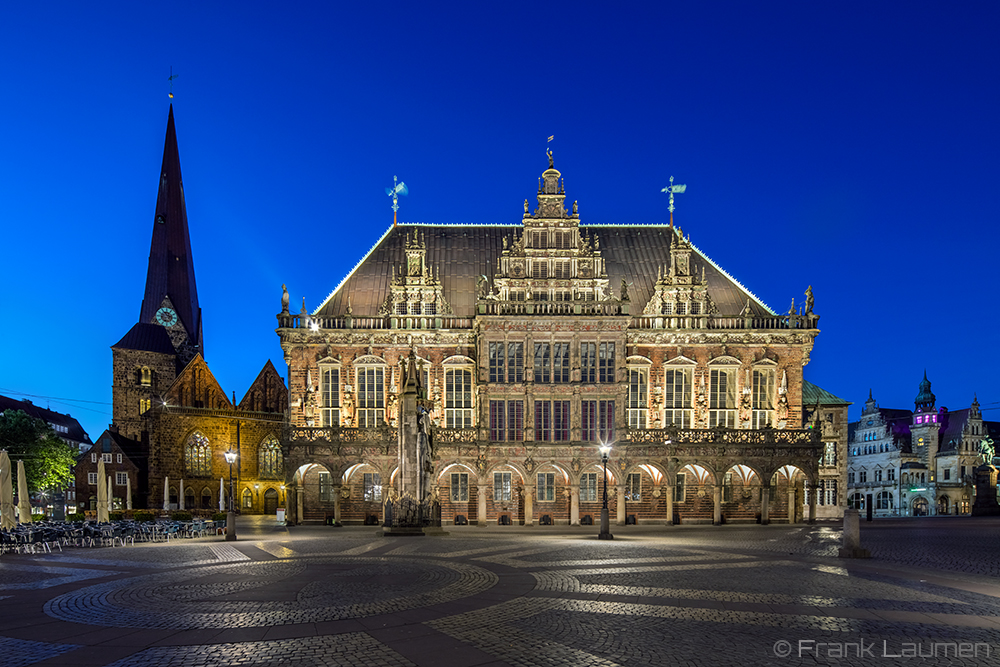 Bremen - Rathaus mit Roland und Unser Lieben Frauen 