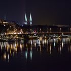 Bremen spiegelt sich in der Weser