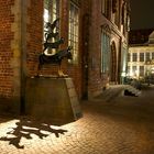 Bremen Stadtmusikanten bei Nacht