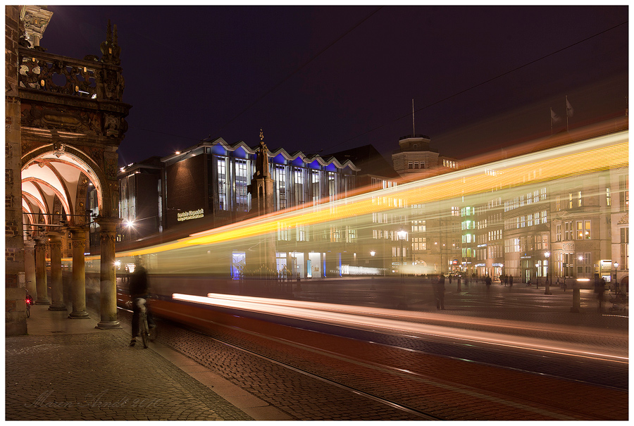 Bremen - Straßenbahndurchblick