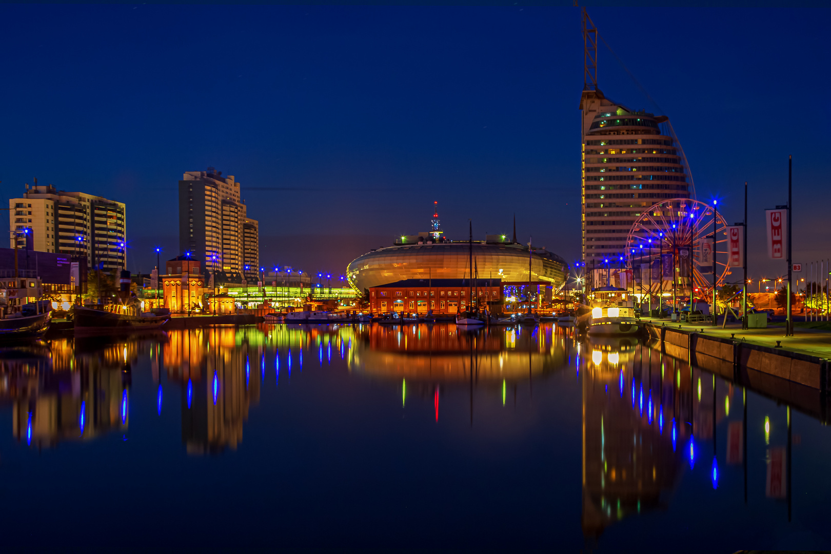 Bremenhaven Skyline 2