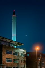  Bremer Fallturm mit Venus und Mondsichel