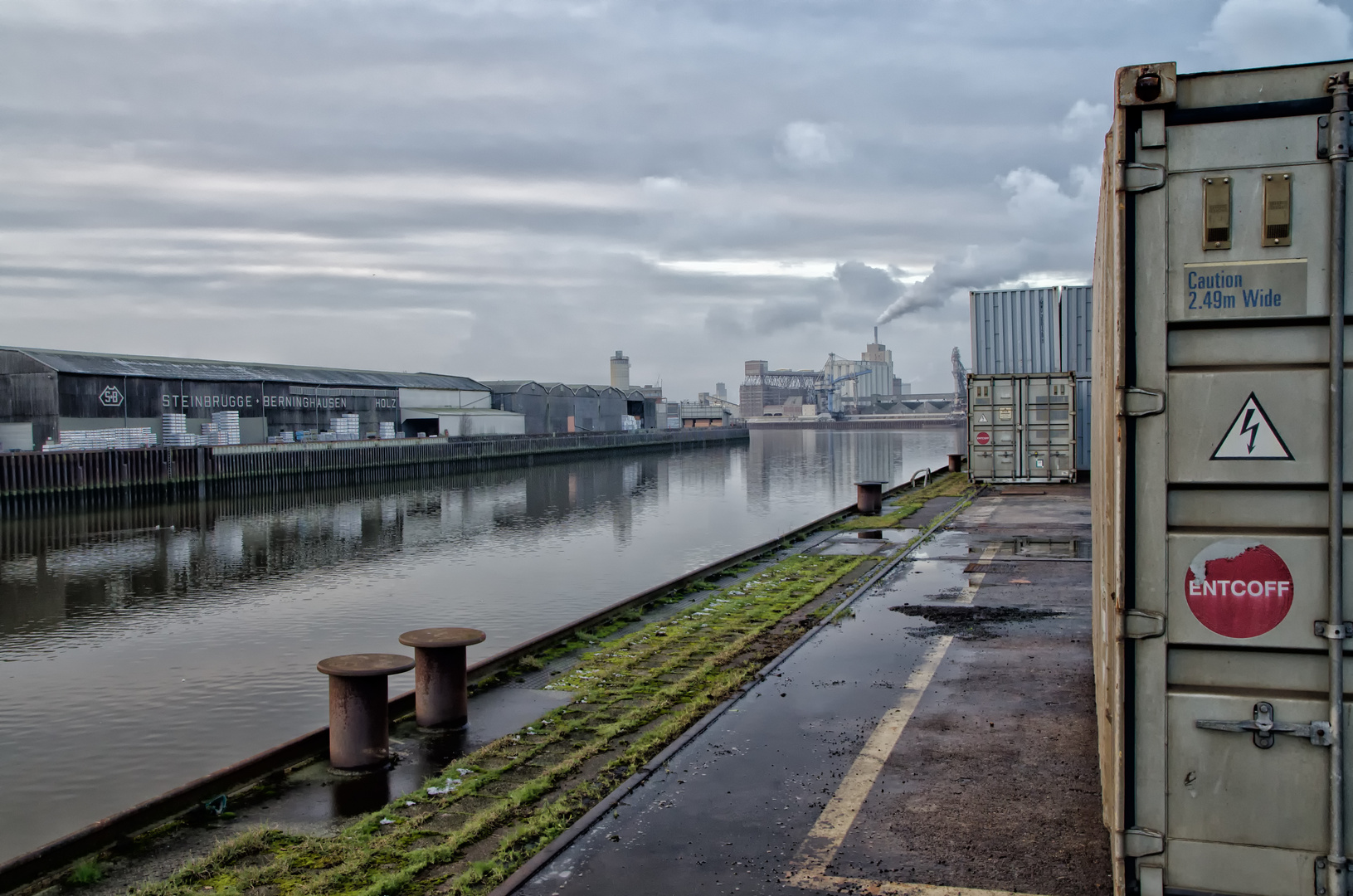 Bremer Holzhafen (ohne Eckläufer, neu ausgerichtet)