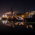 Bremer Industriehafen bei Nacht