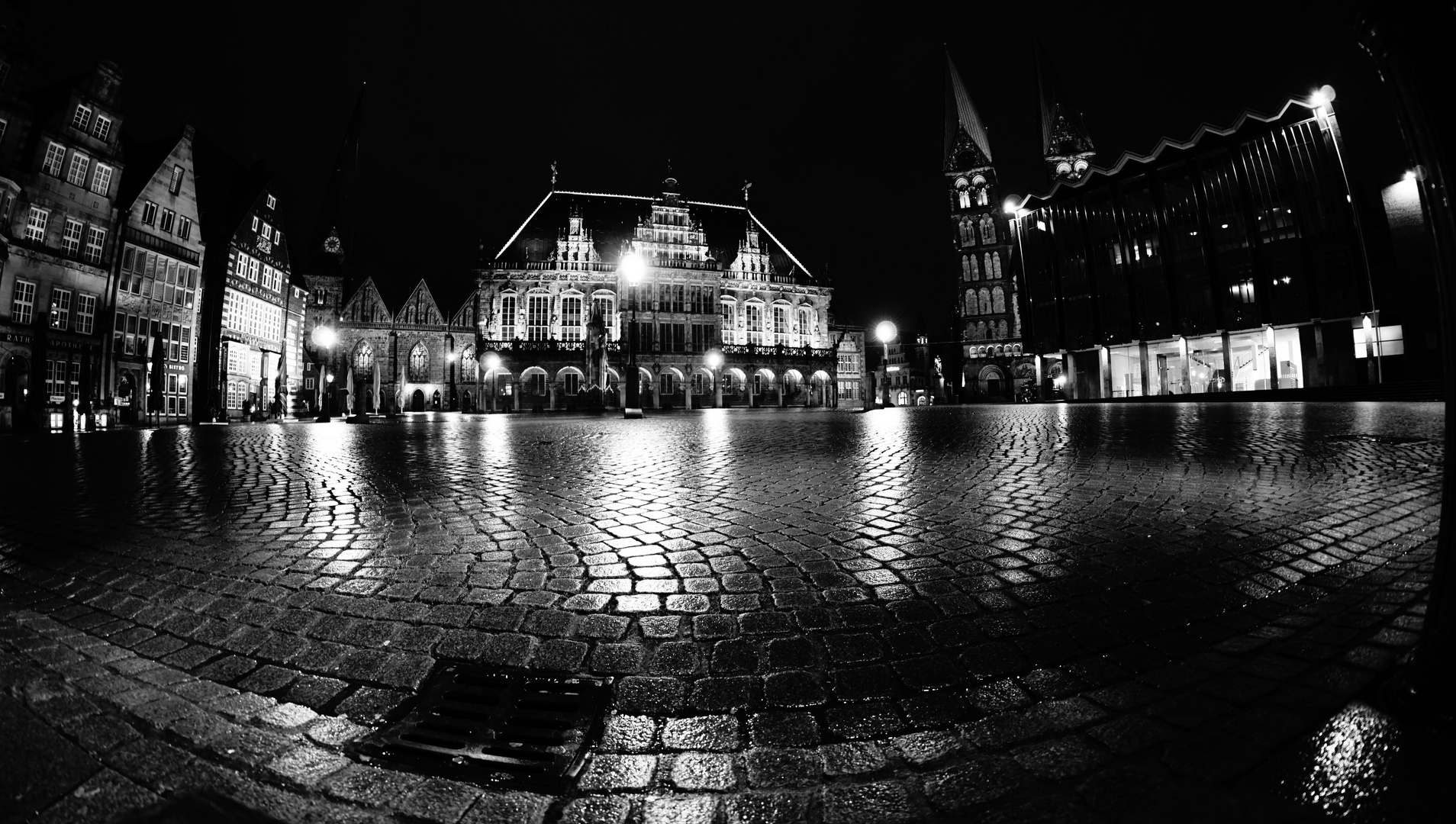 Bremer Markt bei Nacht