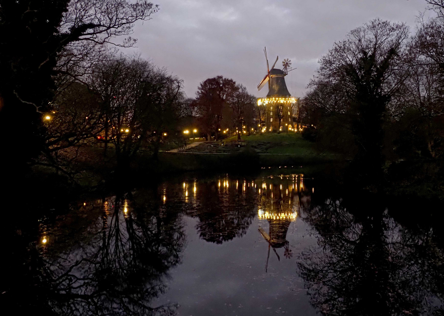 Bremer Mühle am Abend