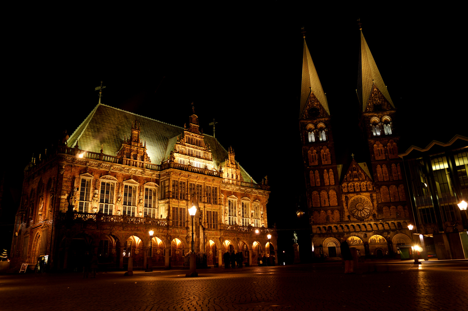 Bremer Rathaus bei Nacht