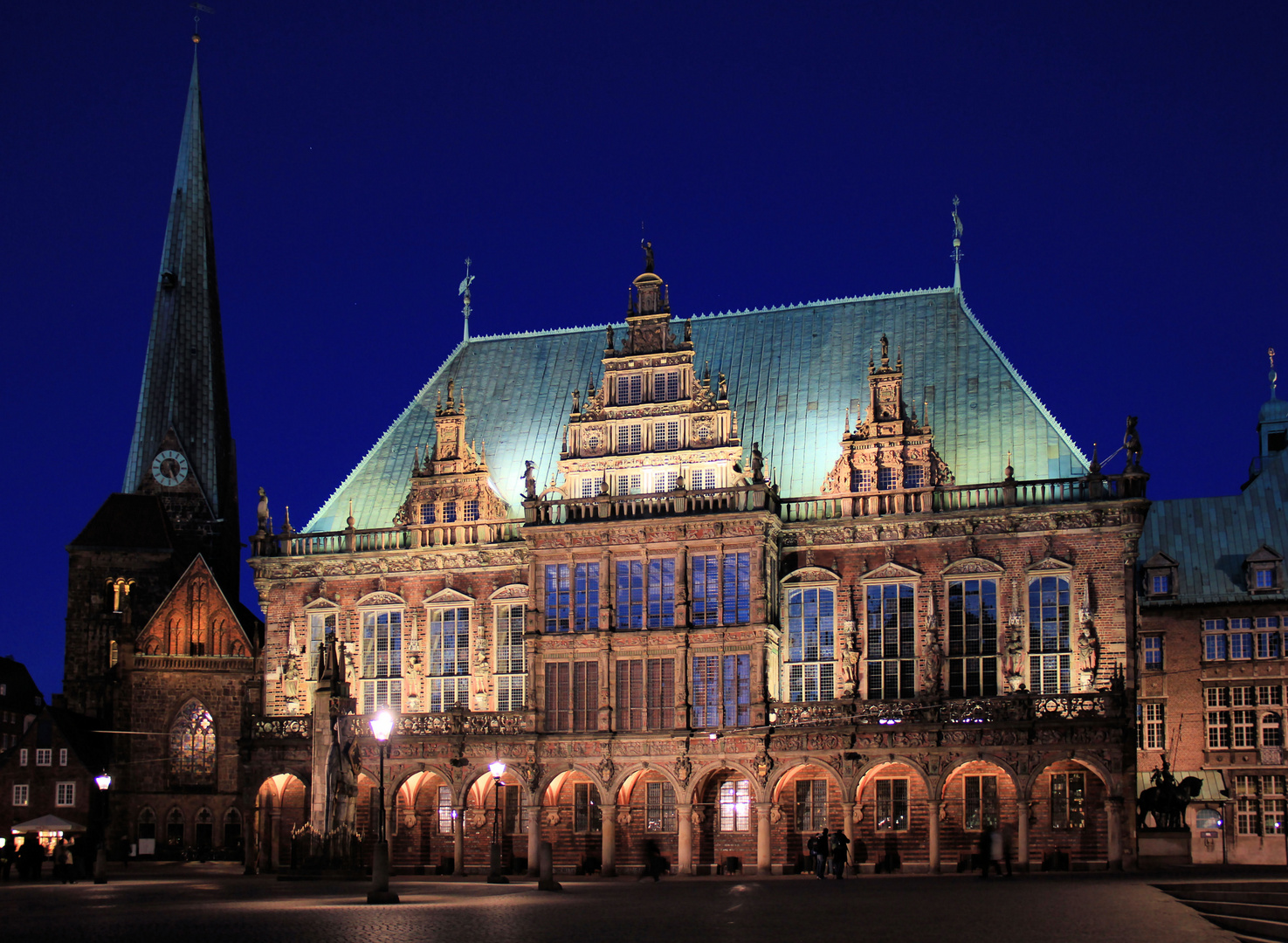 Bremer Rathaus bei Nacht