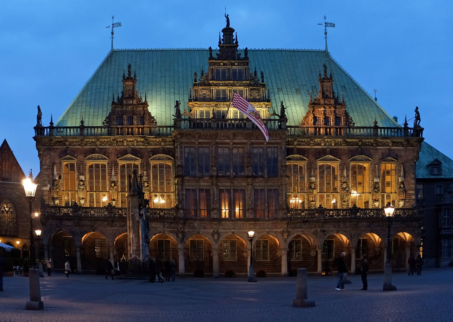 Bremer Rathaus zur Blauen Stunde