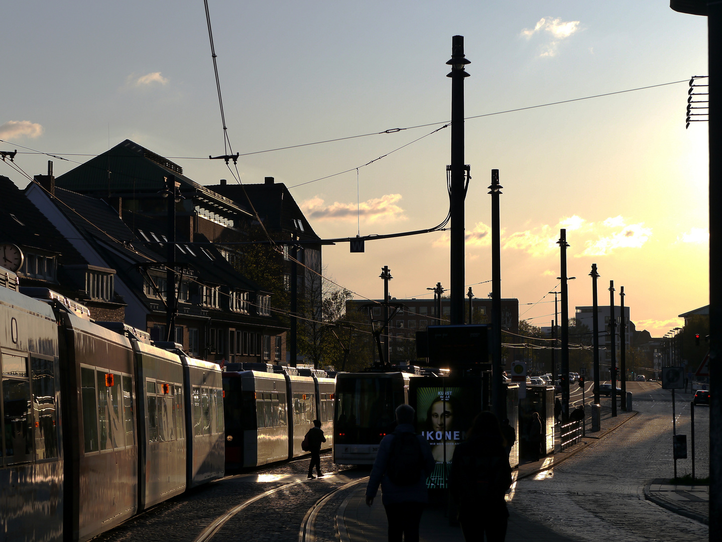 Bremer Straßenbahn im Gegenlicht