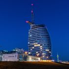 Bremerhaven Atlantic Hotel Sail City bei Nacht