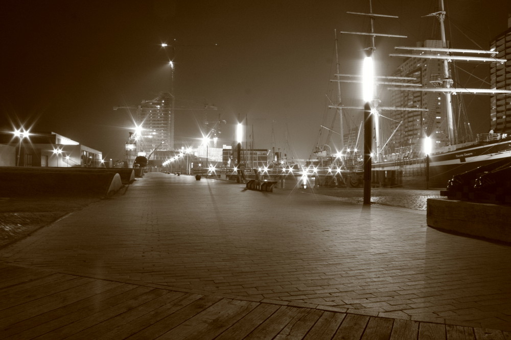 Bremerhaven bei Nacht