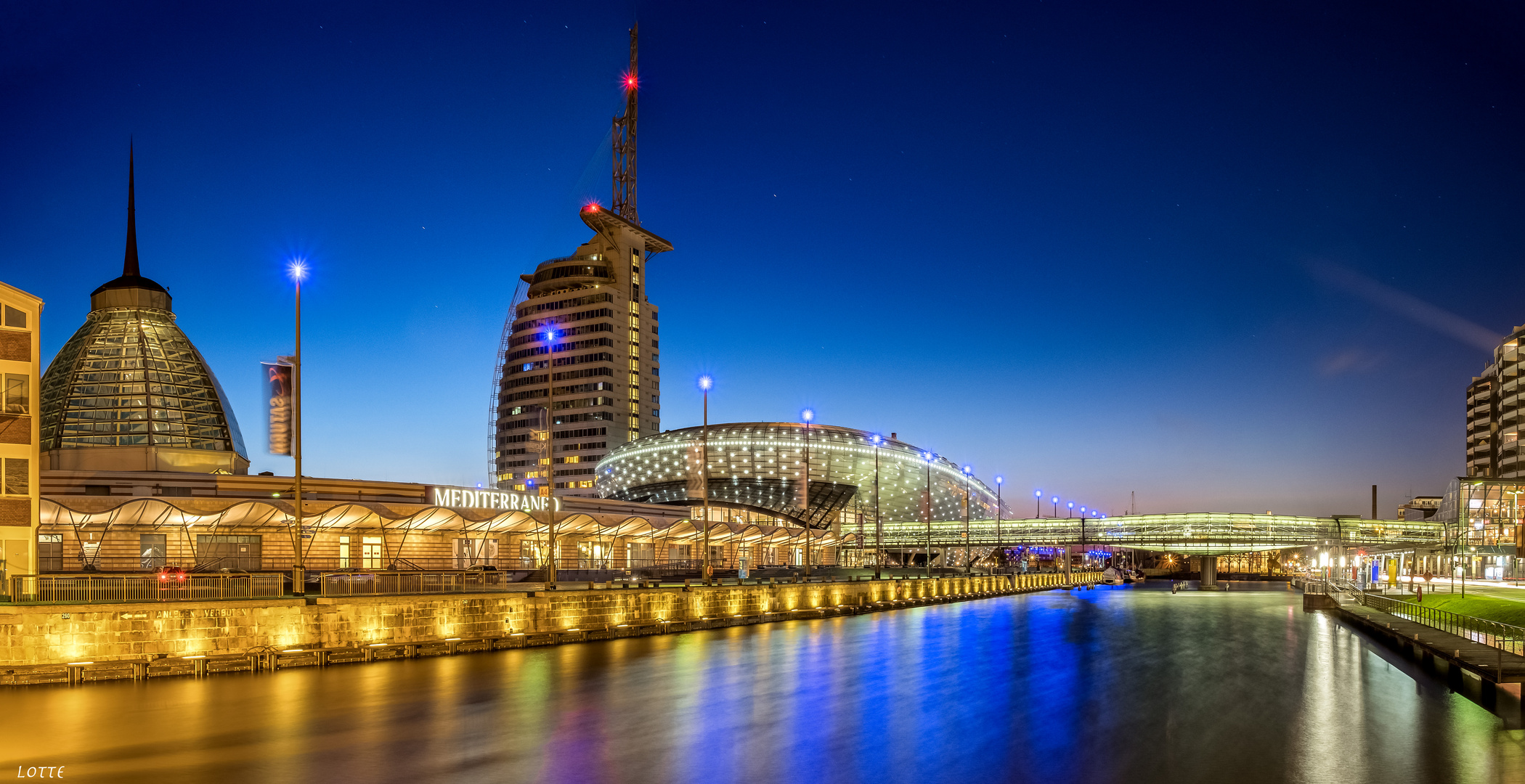 Bremerhaven bei Nacht