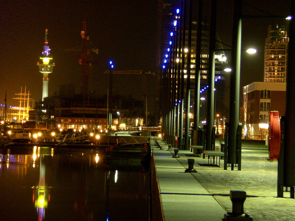 Bremerhaven bei Nacht